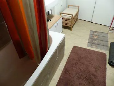 Casa Cornelius By Nature Flats Mit Traumhaftem Garten * Trier
